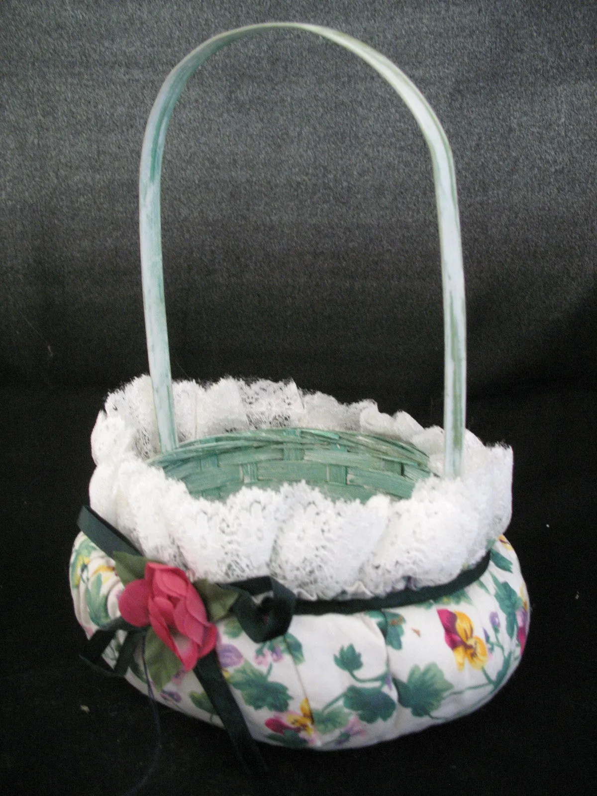 9" NEW FLORAL FLOWERS SCENTED NATURAL WOVEN Green BASKET Container White LACE