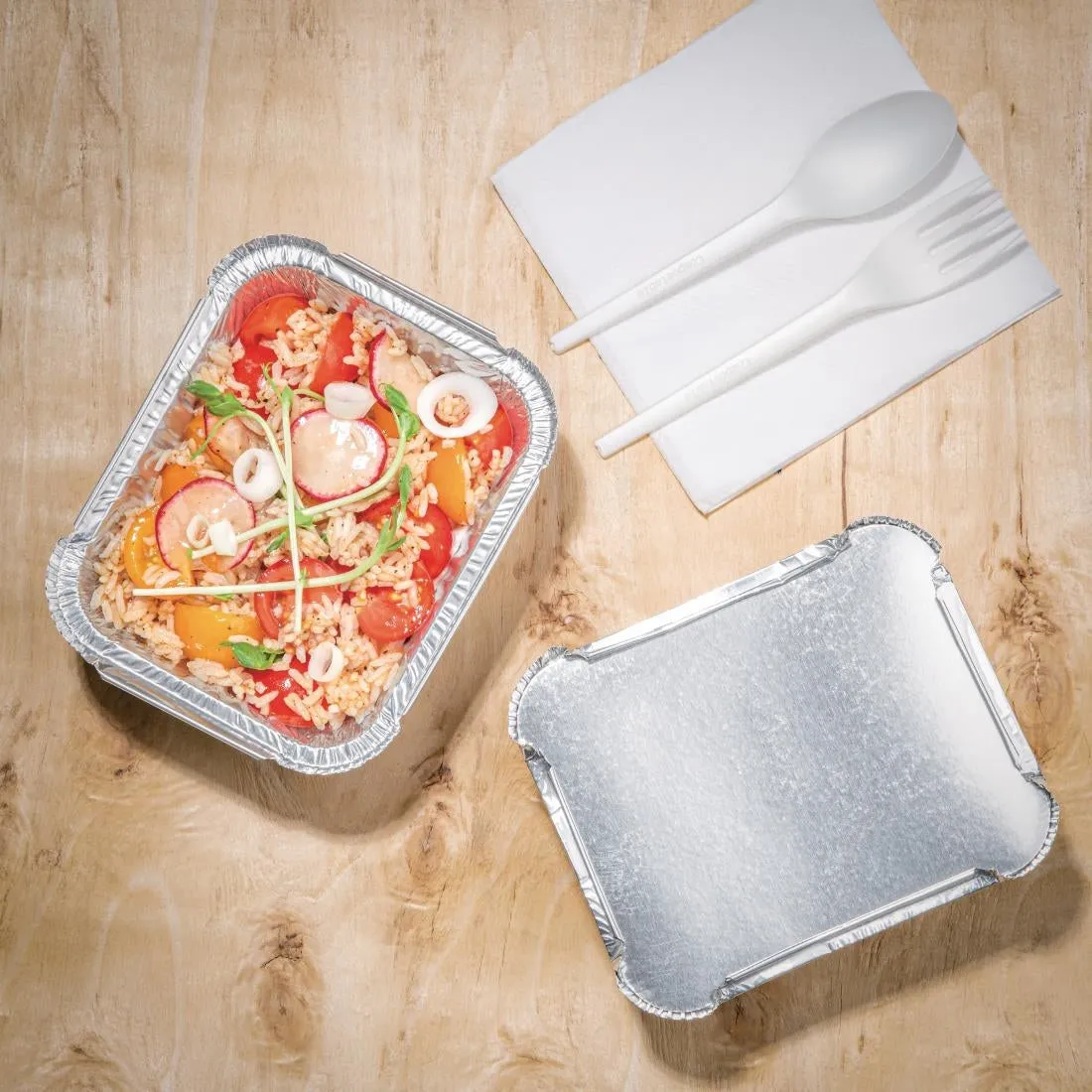 DA086 Fiesta Foil Containers Medium 450ml / 16oz (Pack of 500)