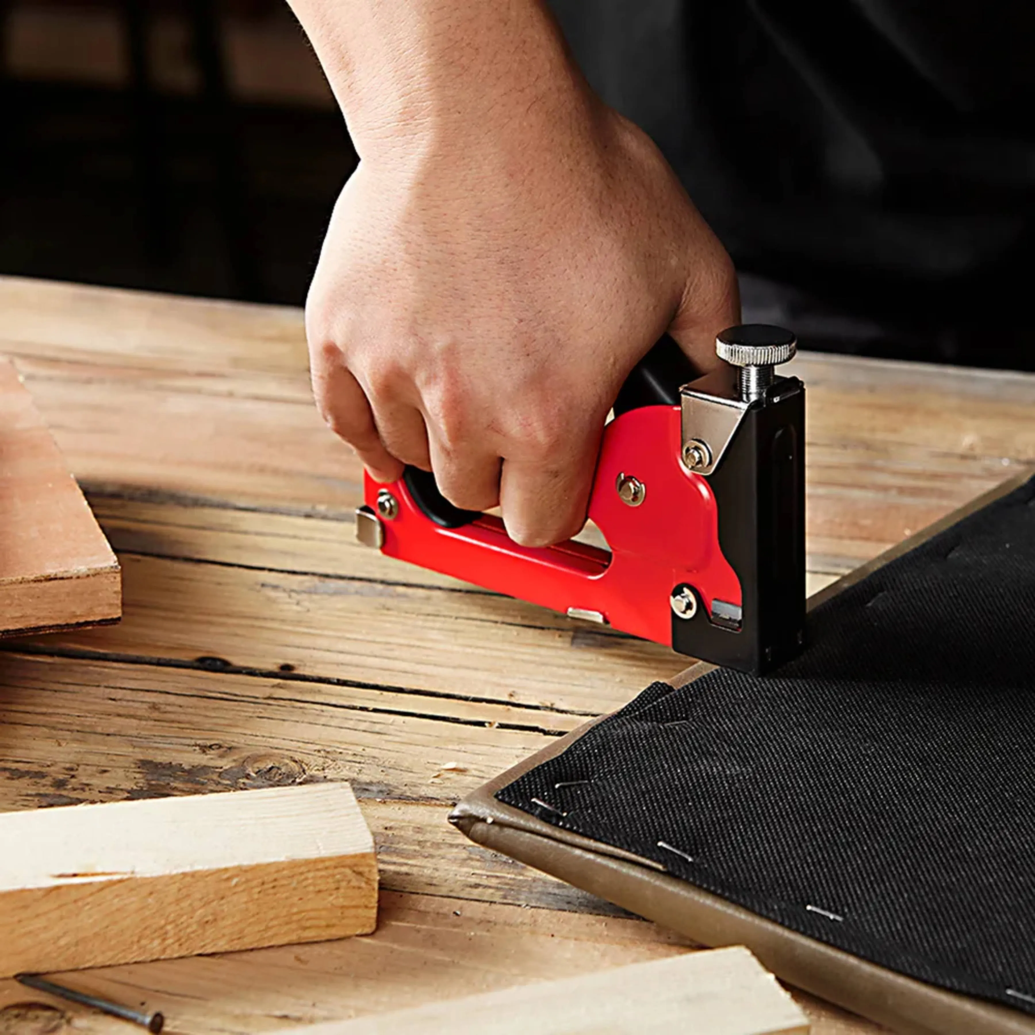DEKTON 1500PC Staples Set