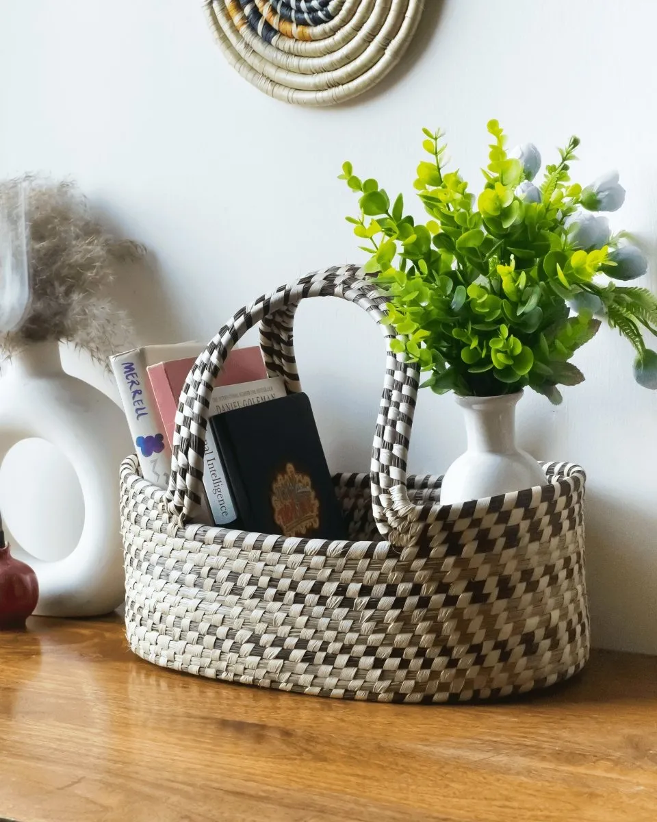 Natural handmade hamper basket-Fermoscapes