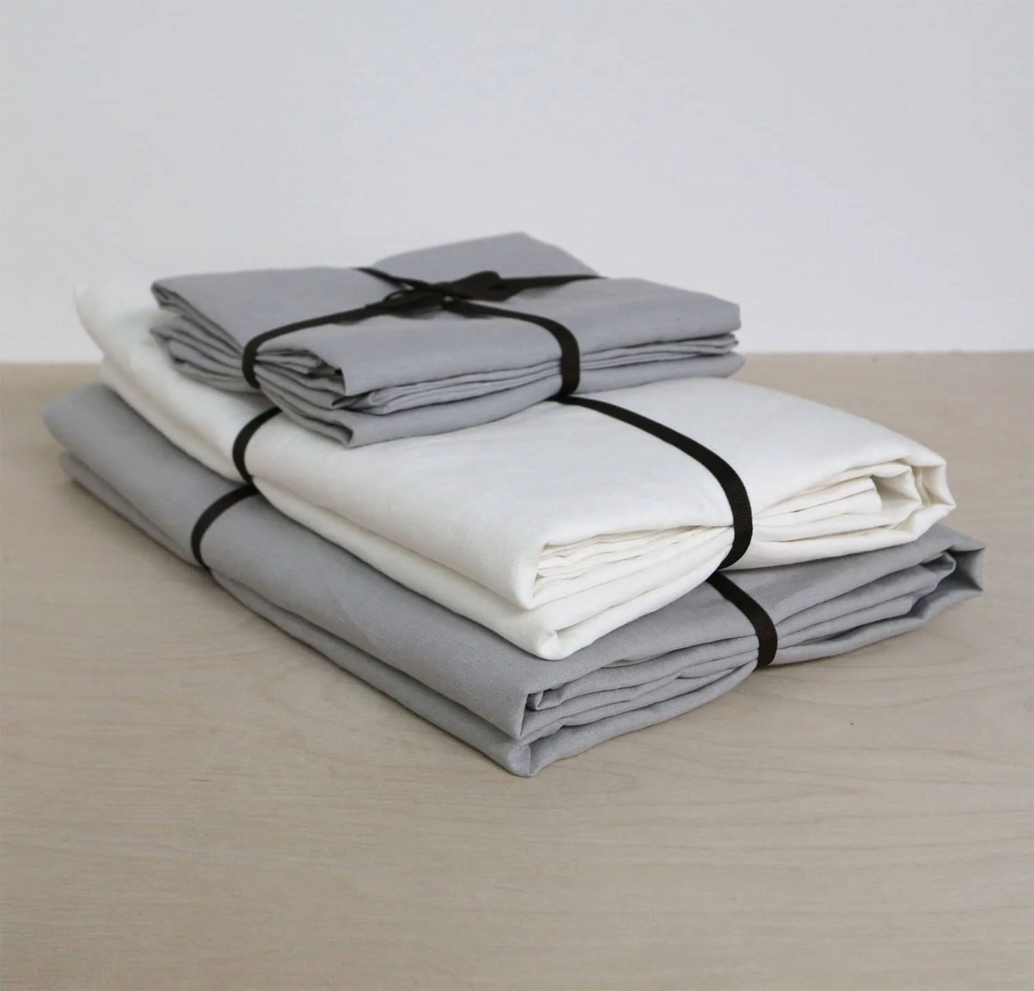 Smooth Linen Summer Bedding Set