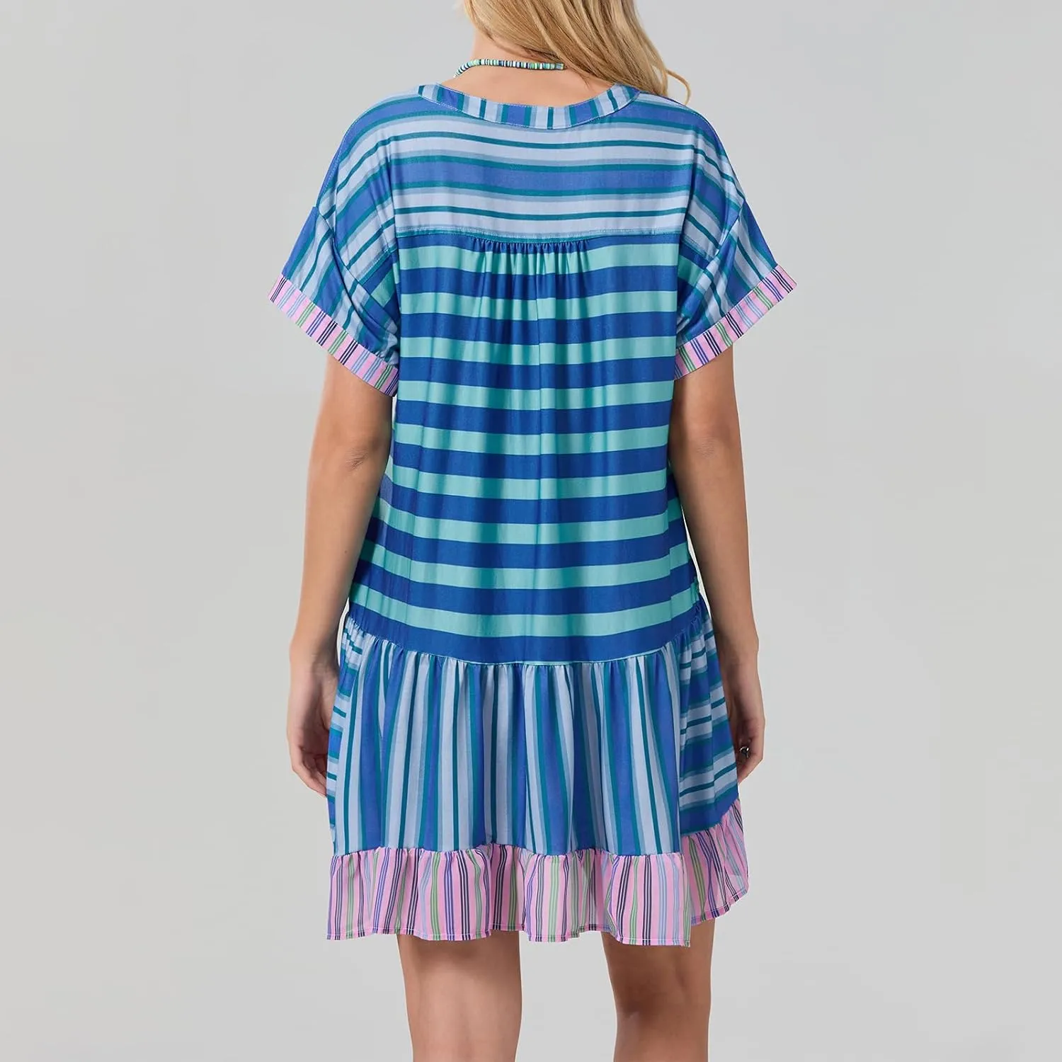Women Bohemian Floral Mini Dress V Neck Boho Sundress Short Sleeve Flowy Babydoll Dress Summer Beach Dress