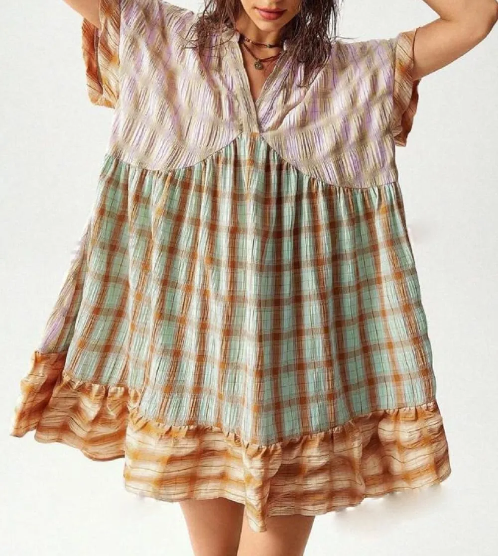 Women Boho Floral Mini Dress V Neck Short Sleeve Flowy Sundress Graphic Babydoll Dress Summer Beach Dress