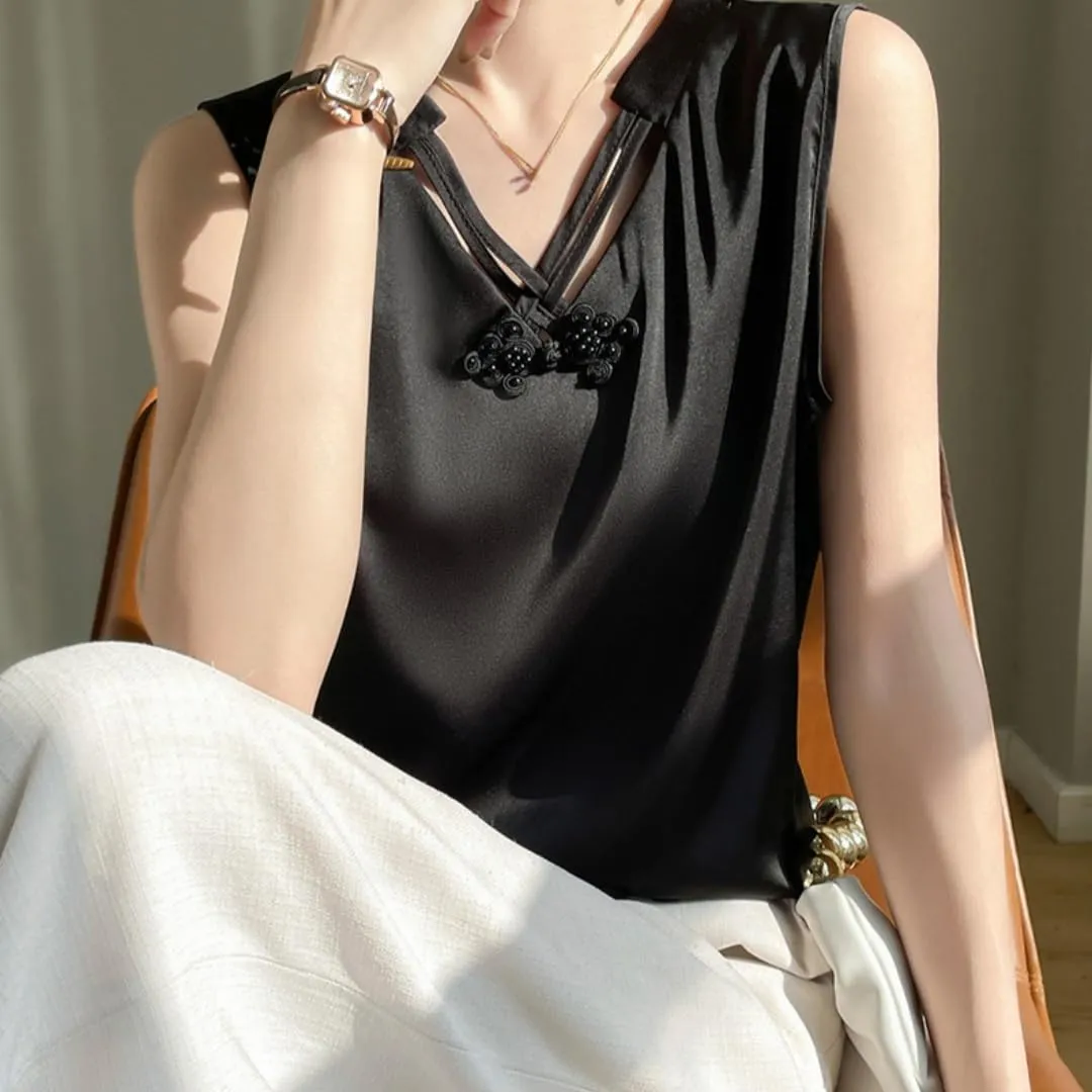Women's Silk Satin Camisole Top,V-Neck Cut-Out Sleeveless Blouse,Loose Fit Beach Vacation Outfits,S-3XL